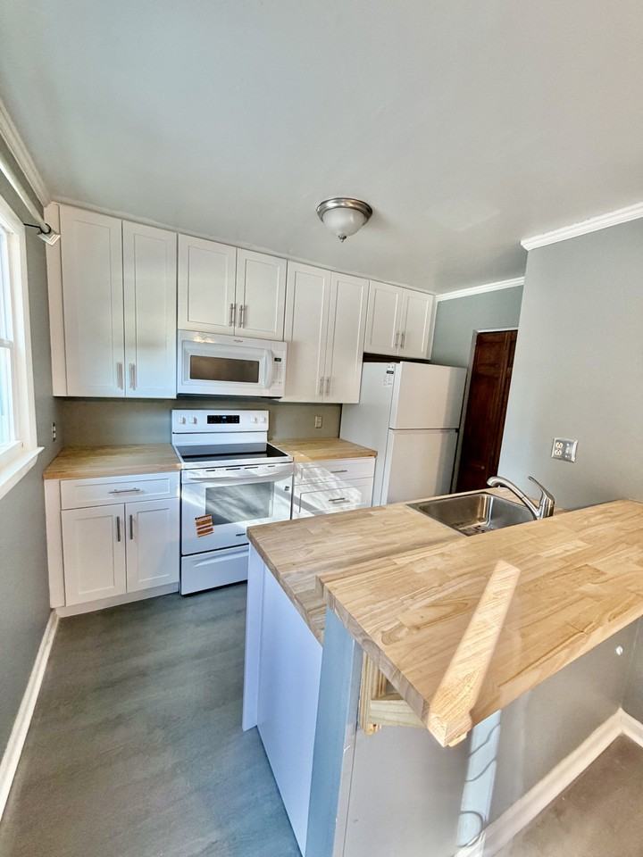 4115 Little River Road - 7FUnit 7F #7F - Photo 6 of 18