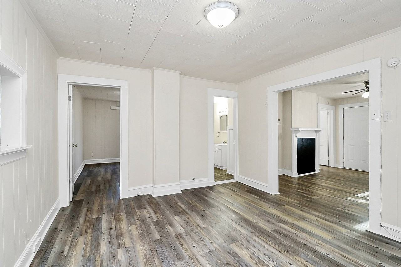 826 Cantwell St - Photo 5 of 15