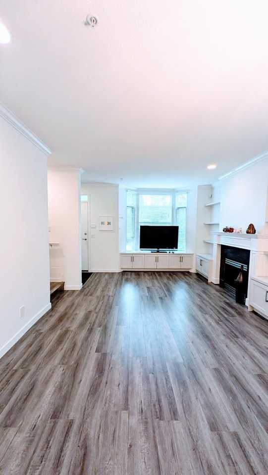 492 W 45th Ave - Photo 4 of 6