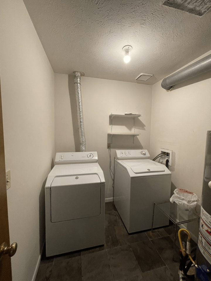 602 W 23rd Ave - Photo 6 of 15