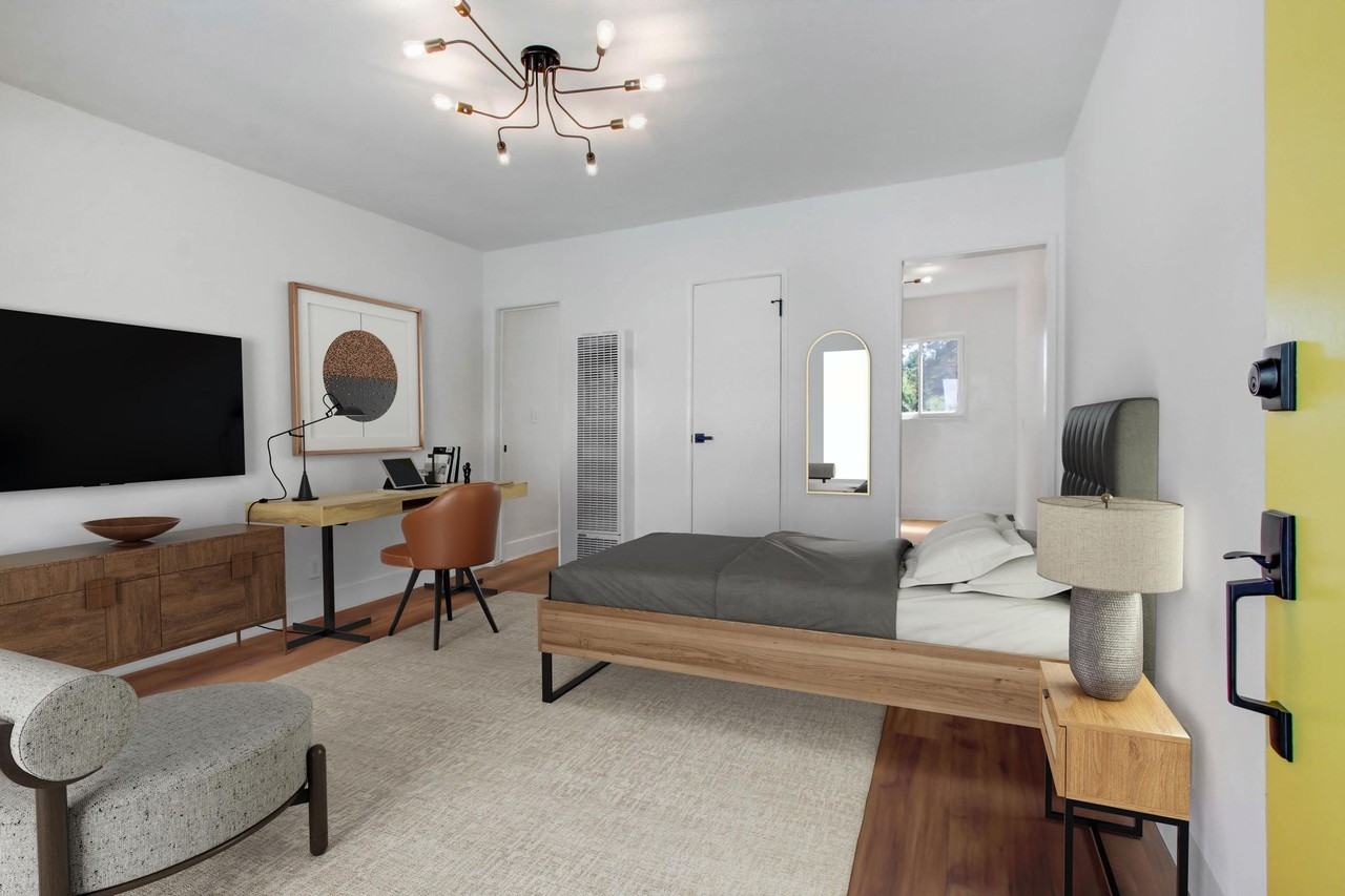 1300 W Olive Ave #L - Photo 3 of 30