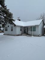 featured image of 376 W Washington St