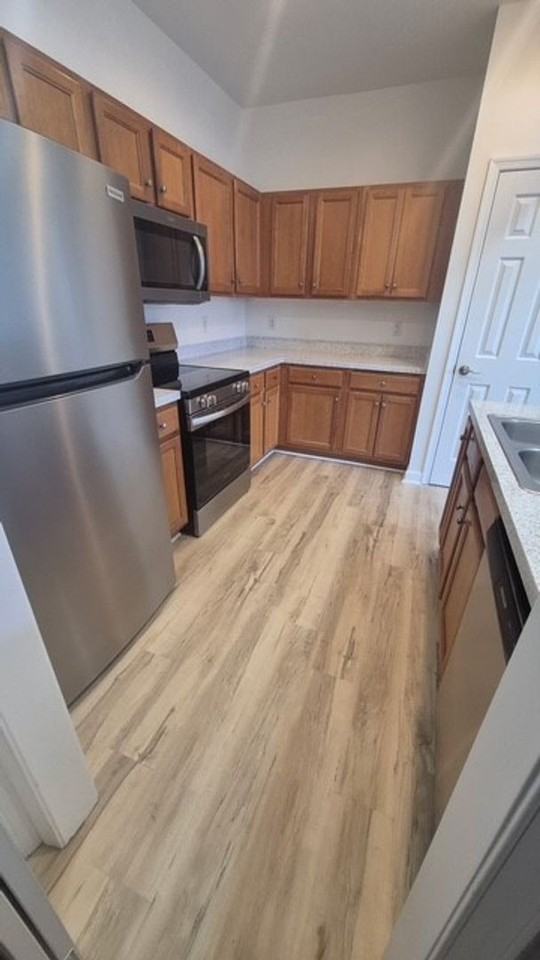 635-675 Woodbrook Drive - Photo 3 of 23