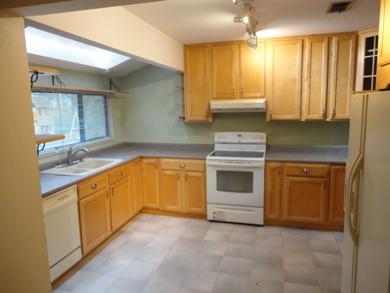 7823 Sw 9th Pl - Photo 2 of 17