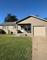 1004 N Ash St - Photo 1 of 1