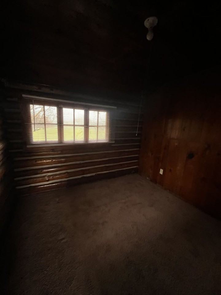 909.1x - 1221 Thomas Rd. #1-7 - Photo 3 of 12