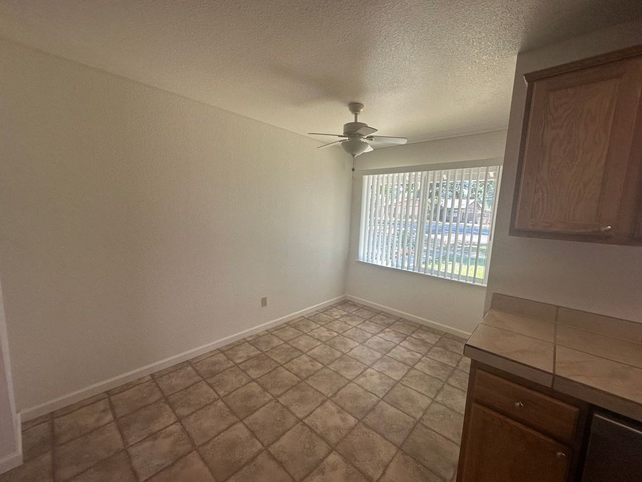 17 North St #A - Photo 4 of 11