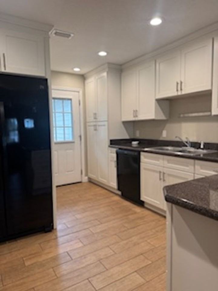 618 Mcrorie St - Photo 5 of 9