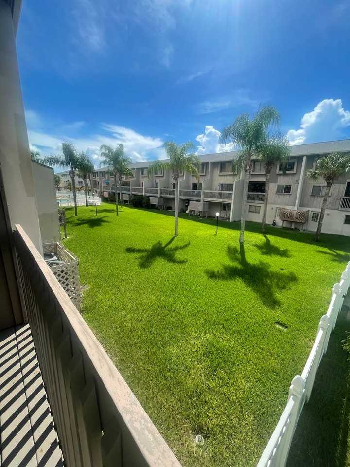 1920 1st St - Photo 4 of 4