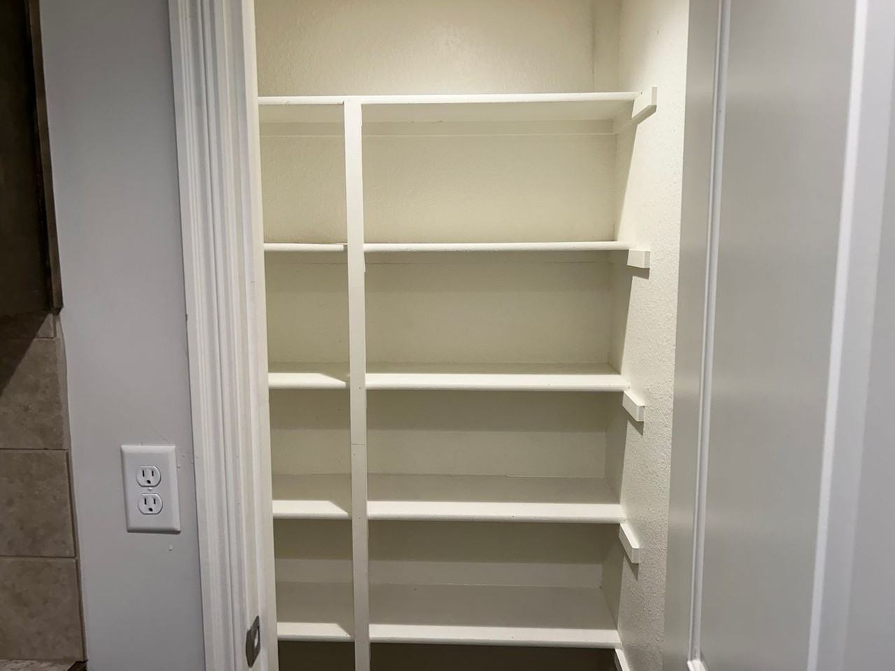 1506 Ne Erin Ct - Photo 6 of 22