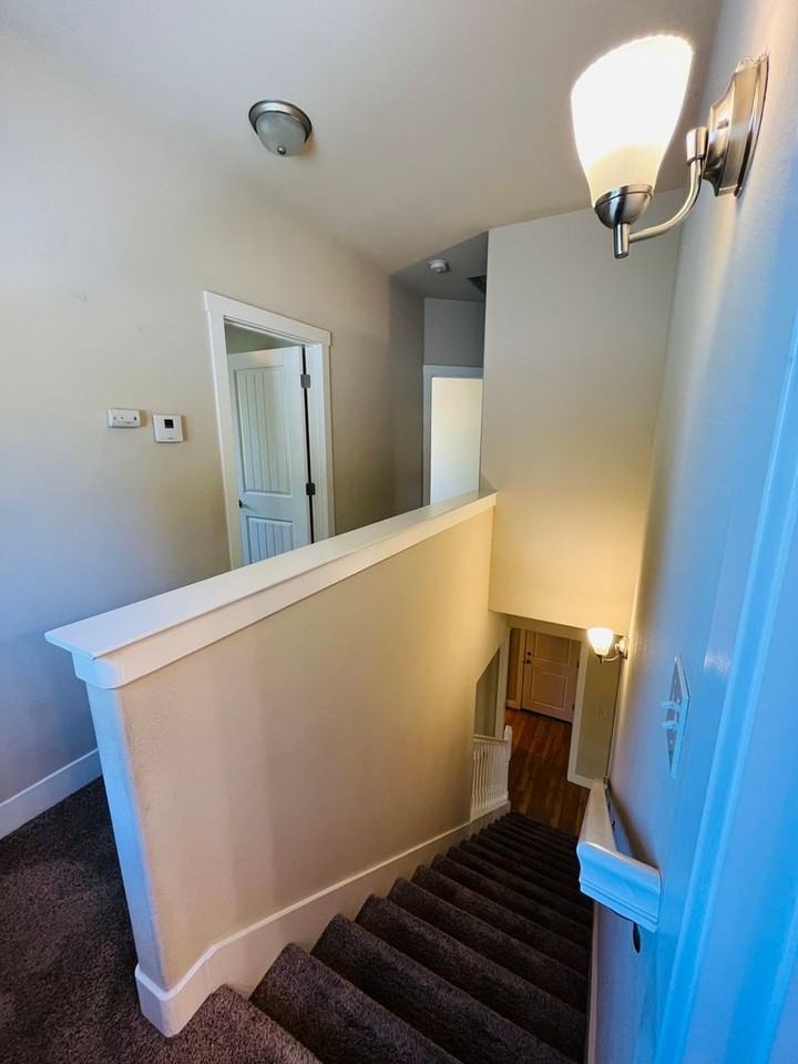 10 Sunflower Ct - Photo 7 of 16