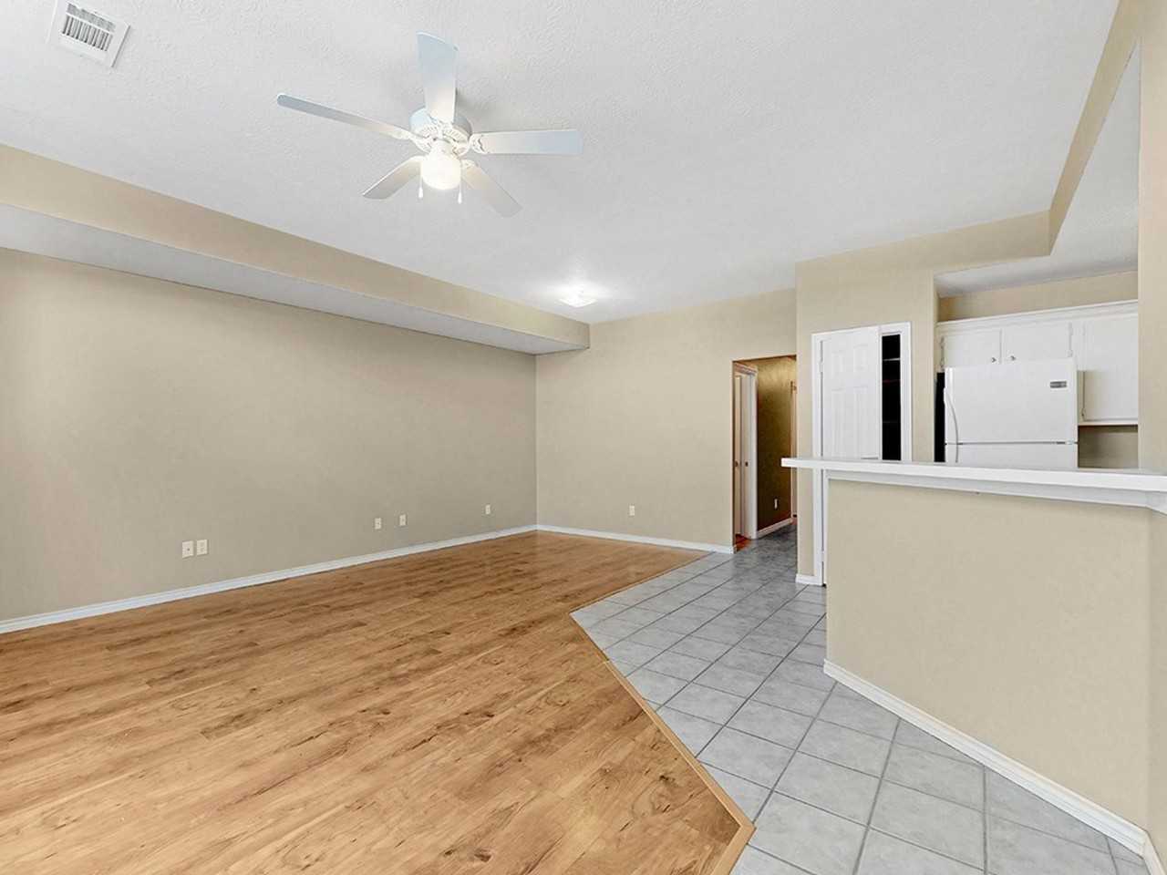 1421 Western Oaks Ct - Photo 7 of 46