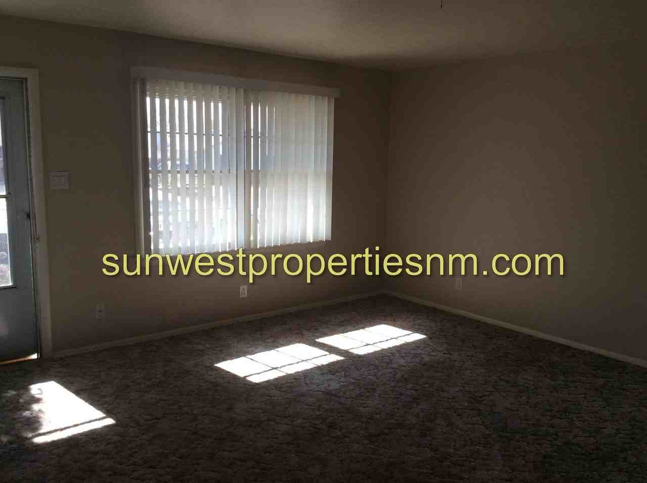 4020 E Douglas St - Photo 3 of 13