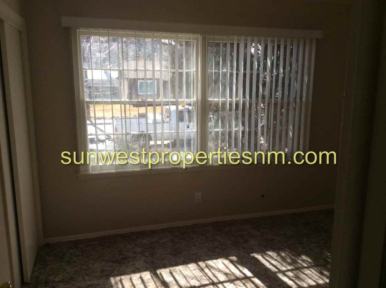 4020 E Douglas St - Photo 4 of 13