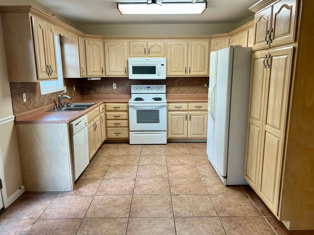 5611 Prospect Rd - Photo 6 of 15