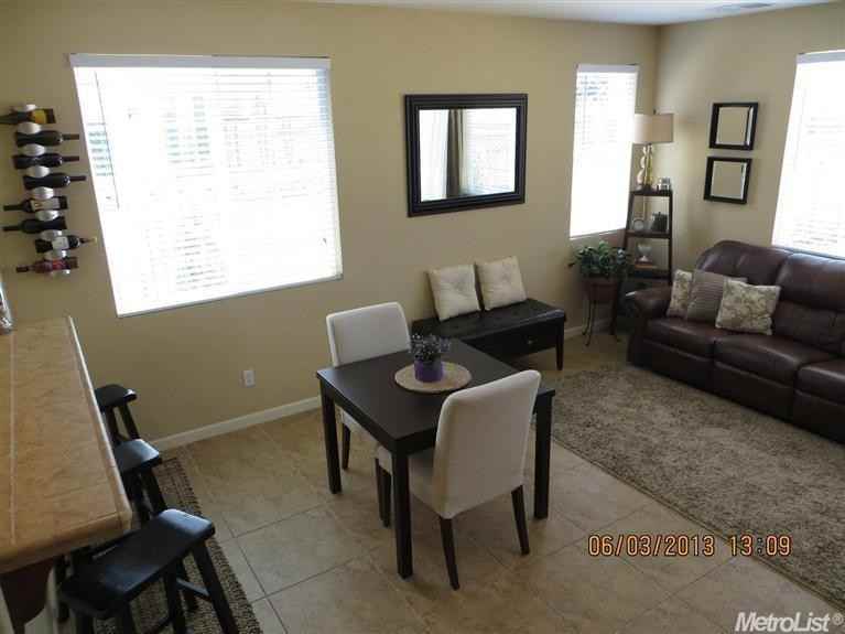 974 Latitude Ln - Photo 7 of 15