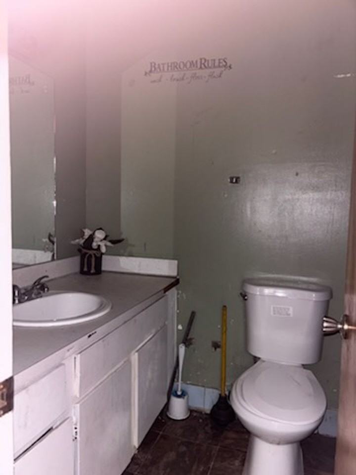 1706 Dorgan St - Photo 7 of 13