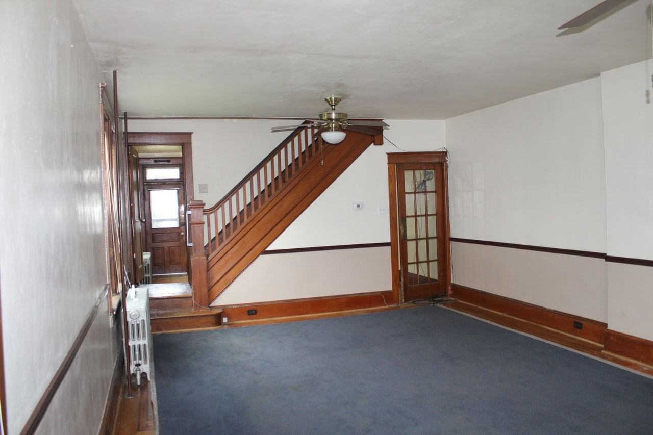 171 Linden Ave - Photo 4 of 9