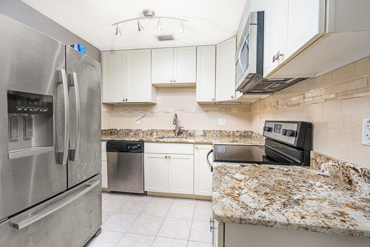 2250 Ocean Shore Blvd #204 - Photo 5 of 17