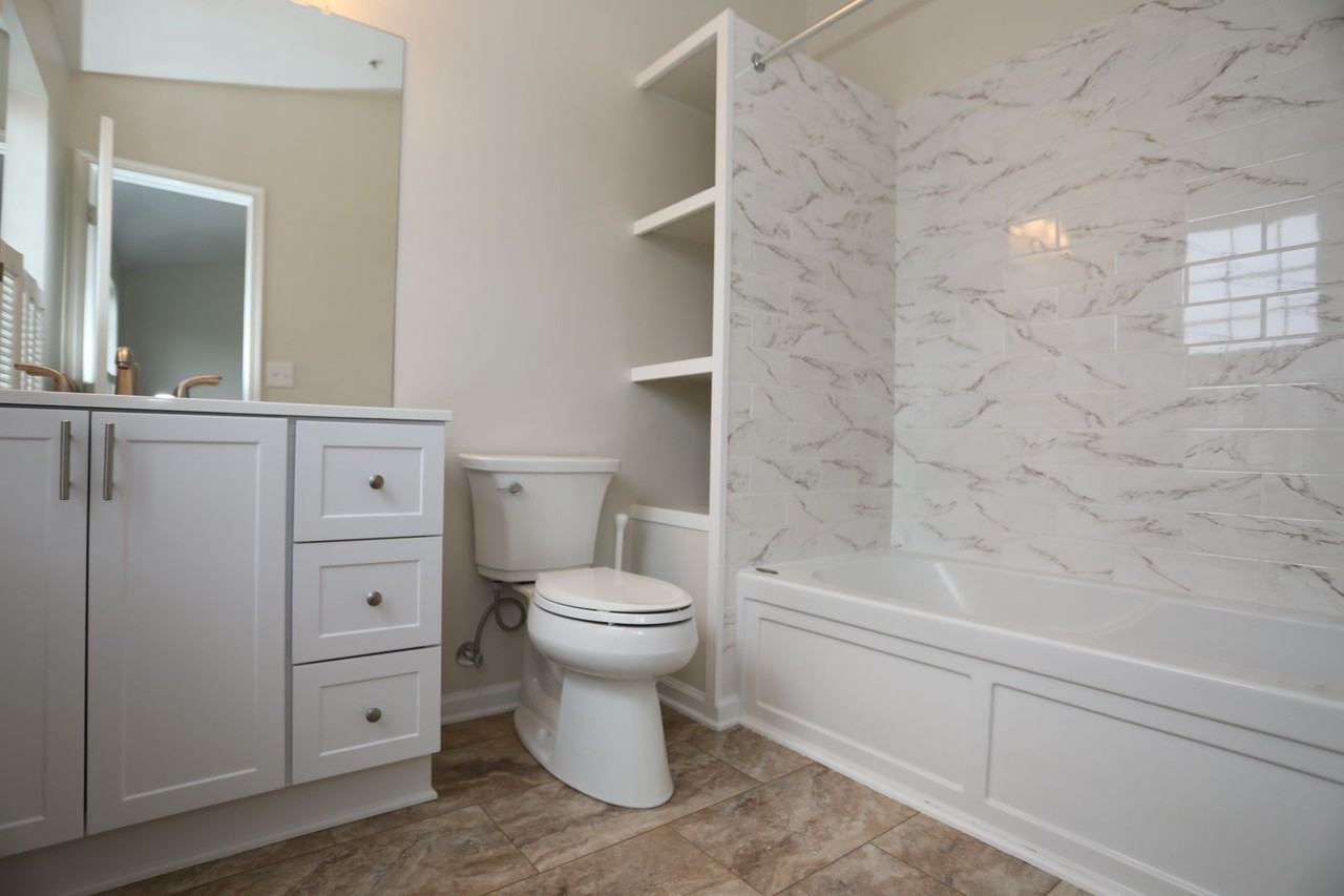 1228 Needham Ct - Photo 6 of 27