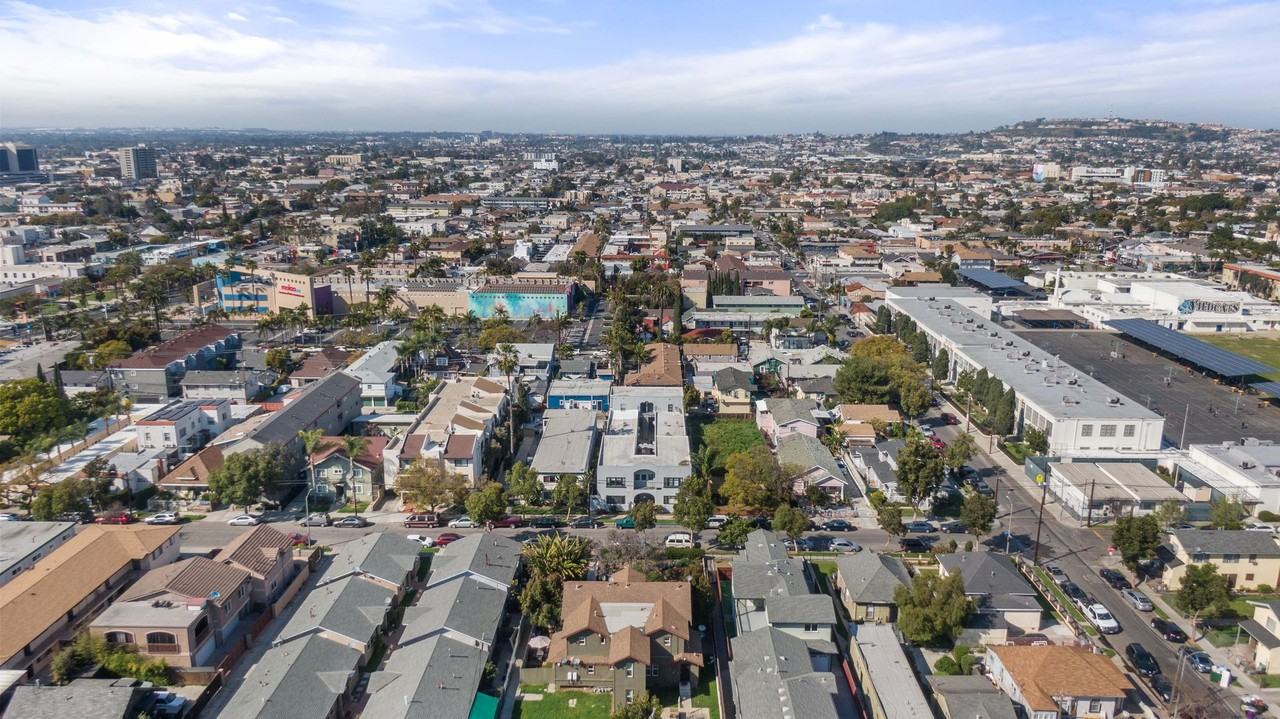 1049 E 5th Street - Photo 5 of 5