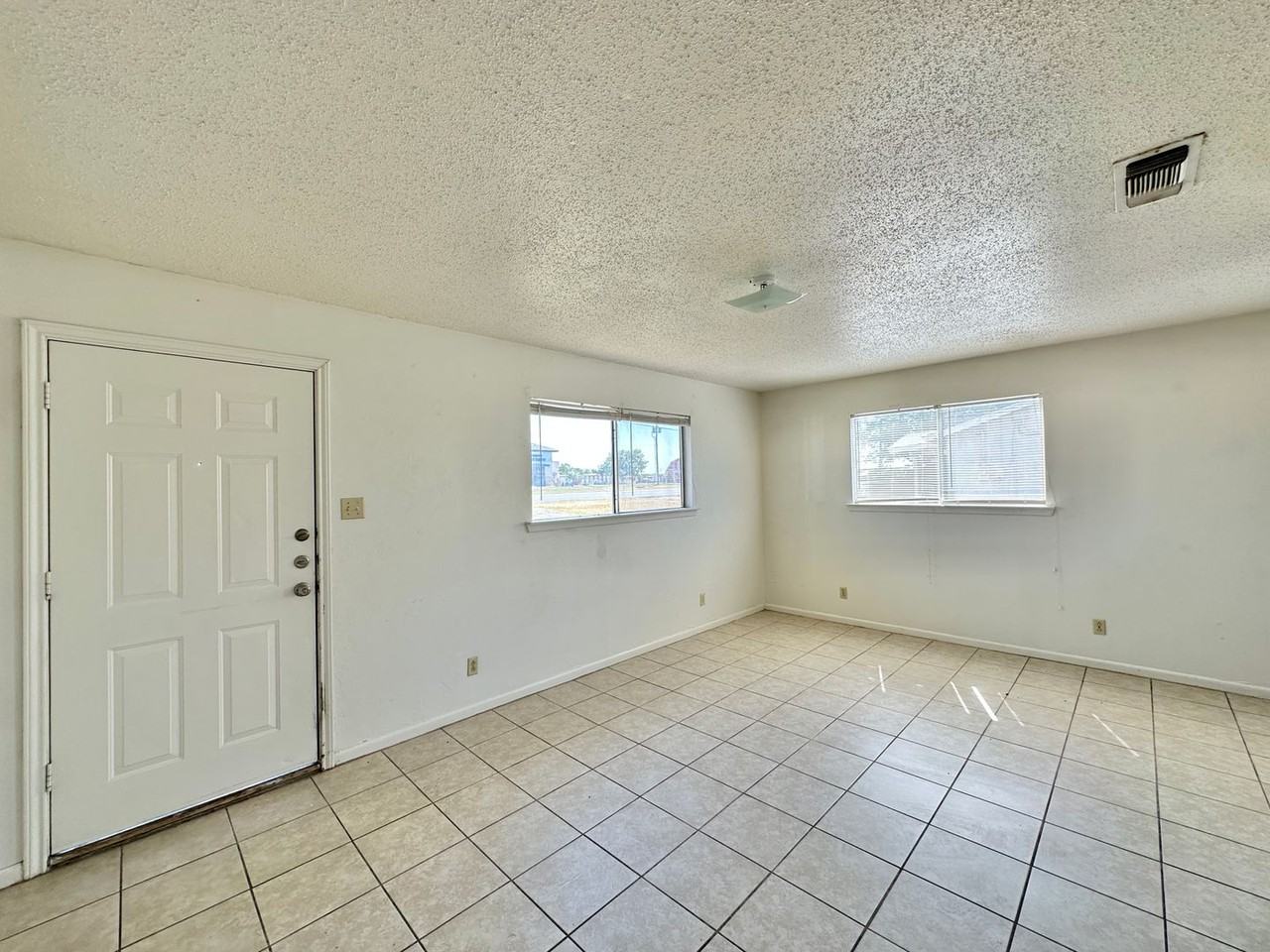 1313 W Stan Schlueter Loop - Photo 3 of 12