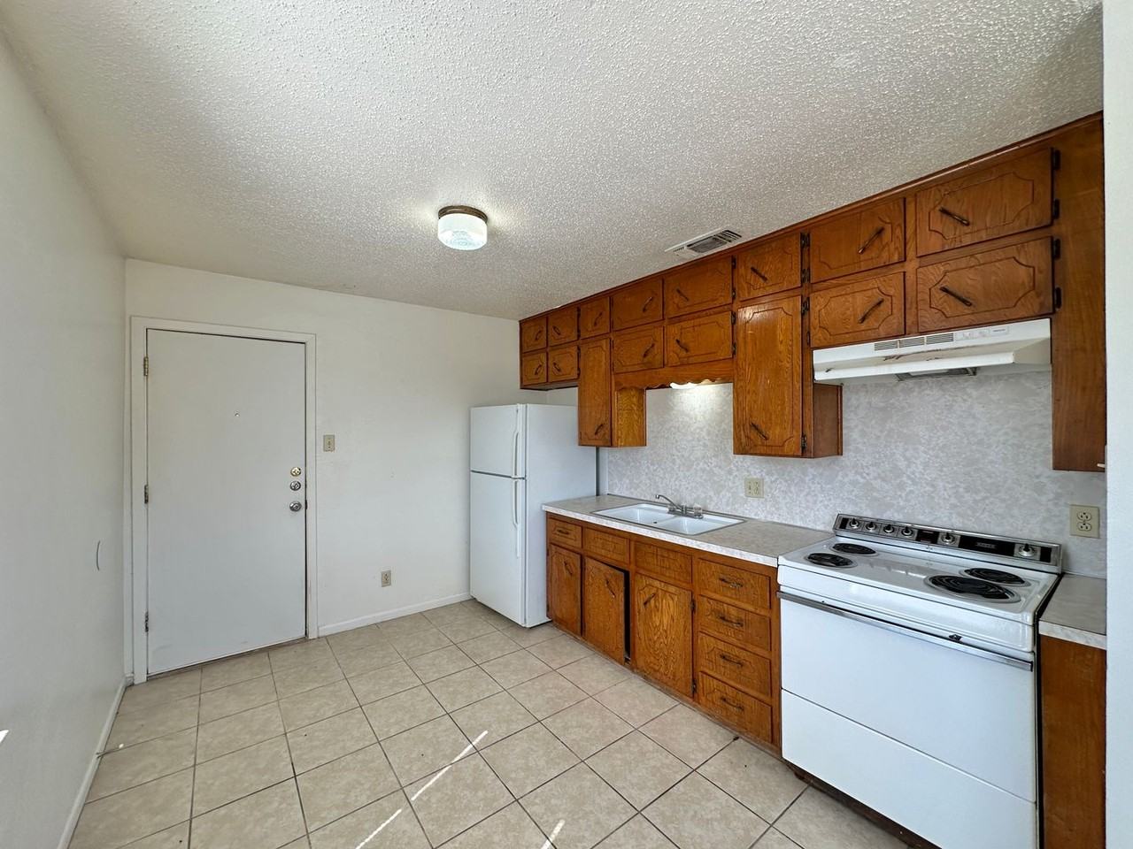 1313 W Stan Schlueter Loop - Photo 6 of 12