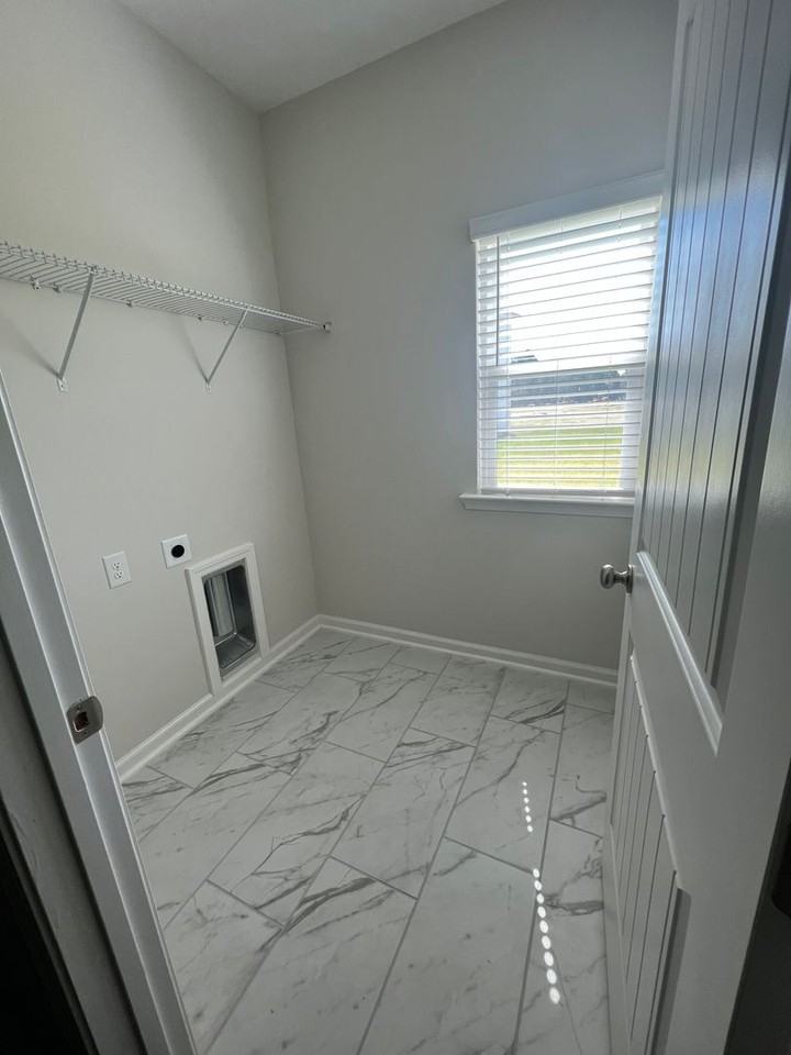 105 Keats Grove Ct - Photo 2 of 27