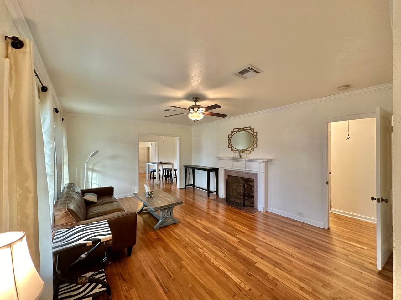 1301 N 2nd St - Photo 3 of 47