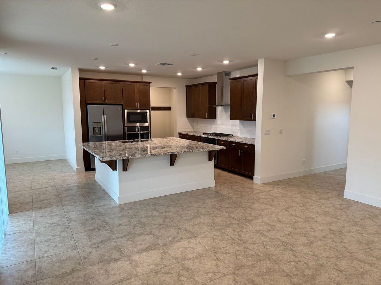 12832 Montbrook Way - Photo 5 of 21