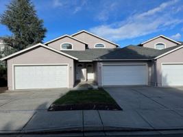 featured image of 1523 Hollyhock Dr