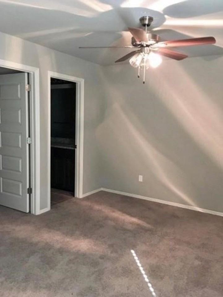 405 W Weymouth - Photo 3 of 7