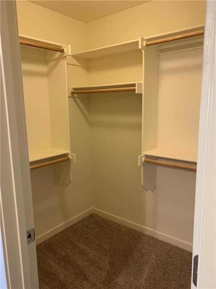 405 W Weymouth - Photo 7 of 7