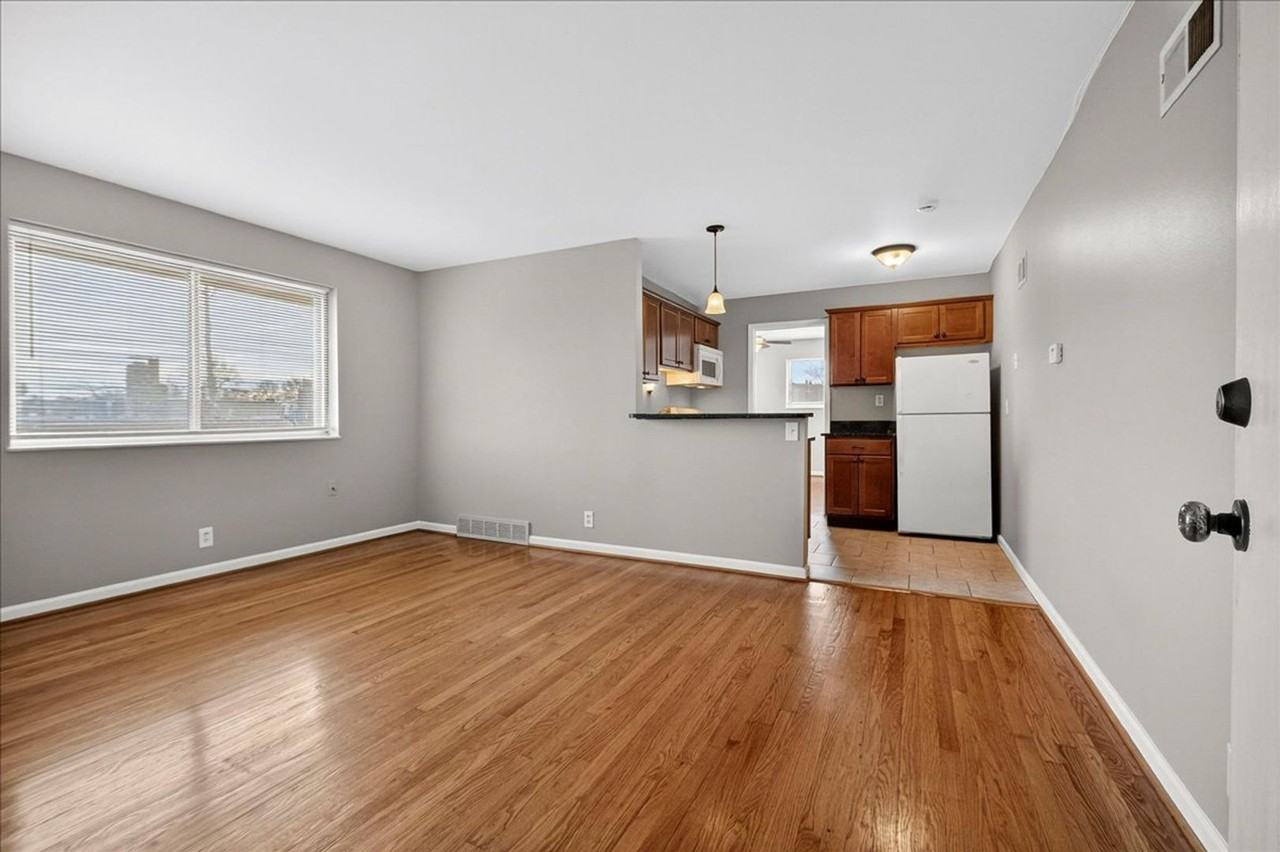 2630 Hope Ave - Photo 2 of 19