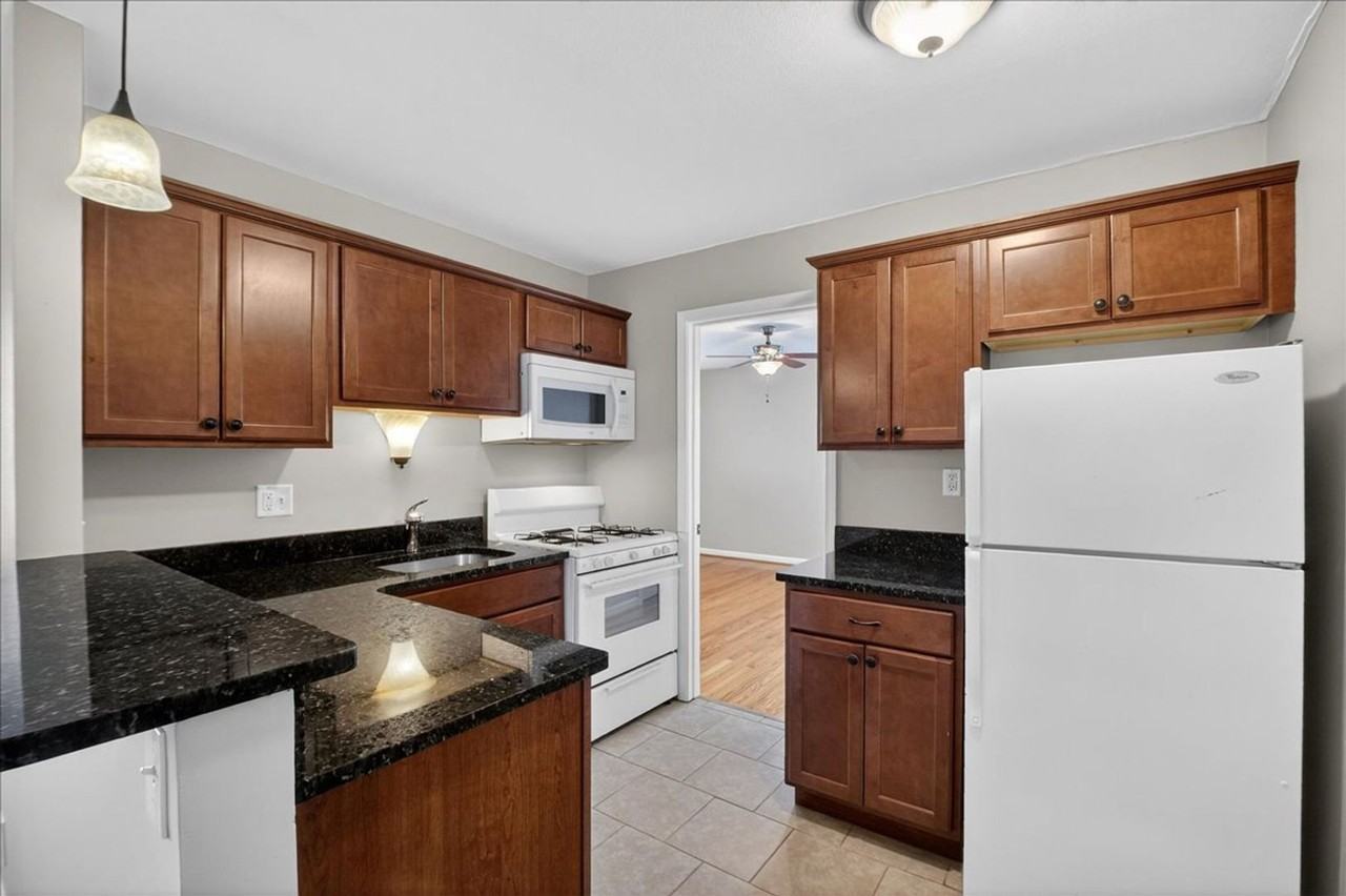 2630 Hope Ave - Photo 7 of 19