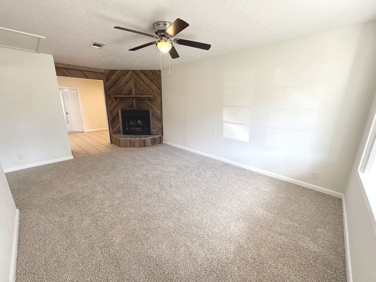 3012 3012 Gary Ave - 3012 Gary Ave, Nederland, TX 77627 - Photo 5 of 21