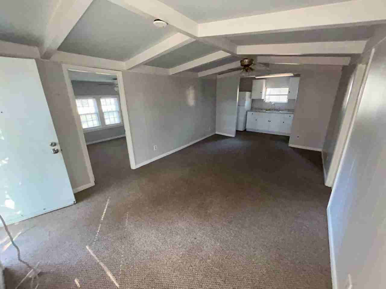 5691 Akra Ave - Photo 4 of 14