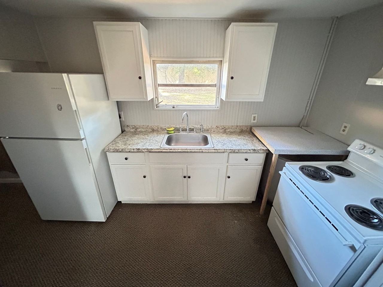 5691 Akra Ave - Photo 5 of 14