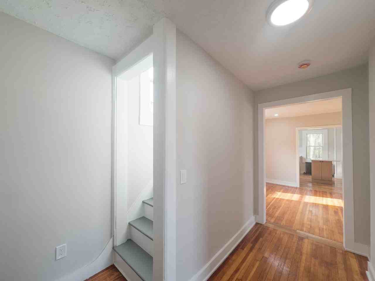 316 Tyler St - Photo 4 of 16