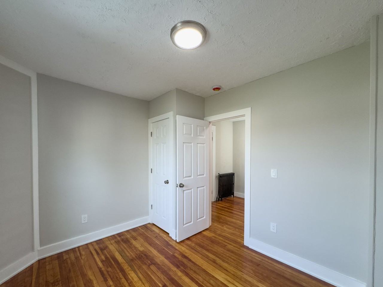 316 Tyler St - Photo 6 of 16