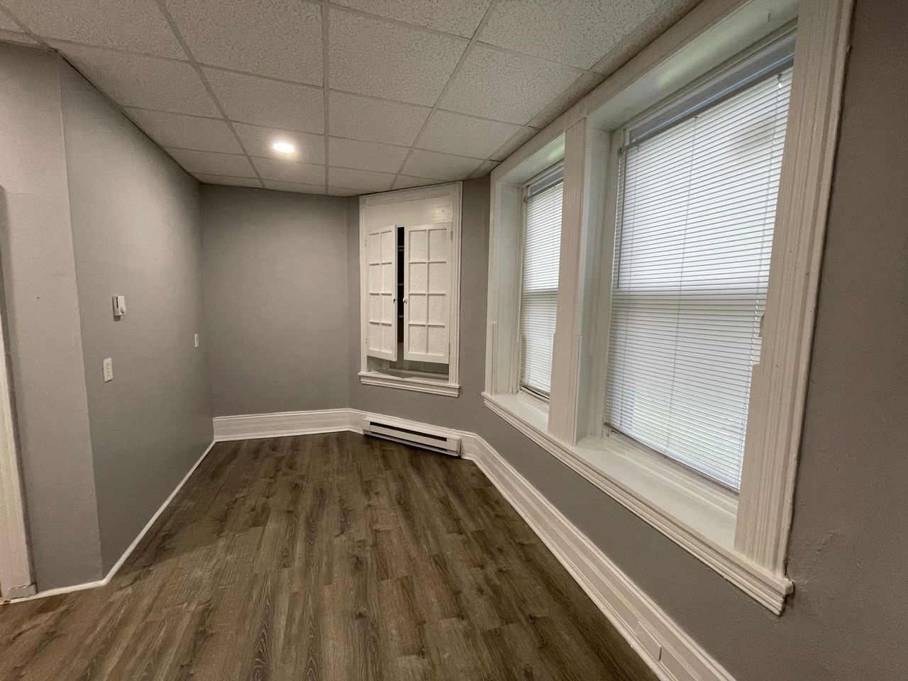 5704 Keystone St - Photo 3 of 8