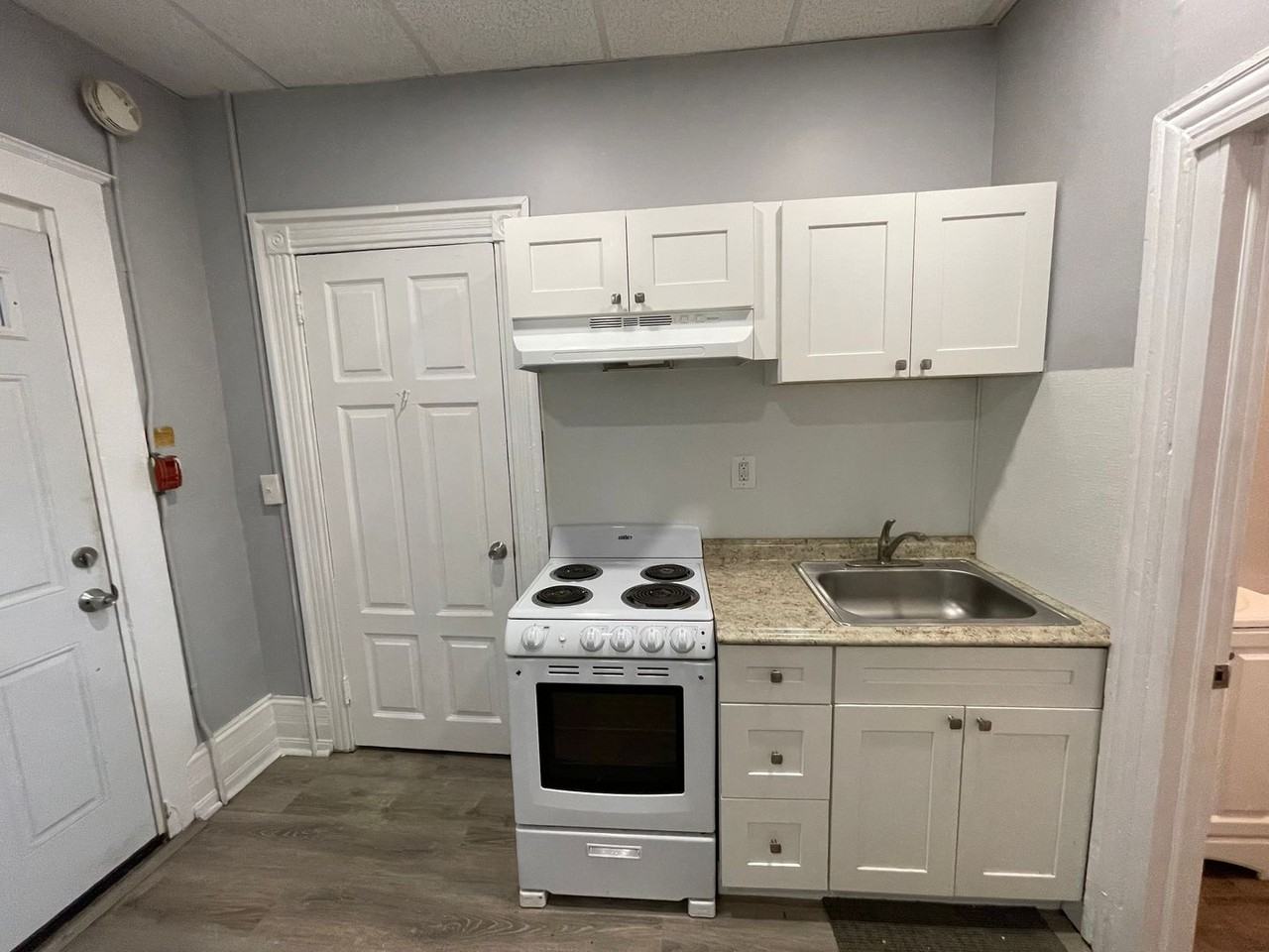 5704 Keystone St - Photo 5 of 8