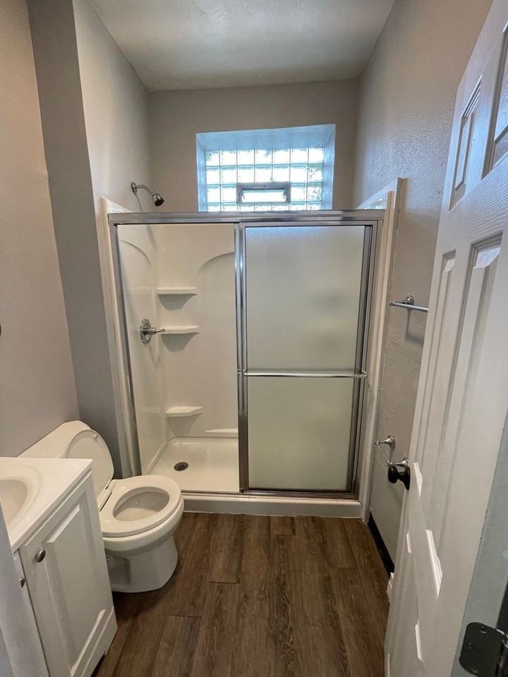 5704 Keystone St - Photo 6 of 8