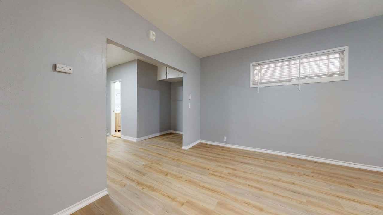 146 Grand Ave - Photo 5 of 19