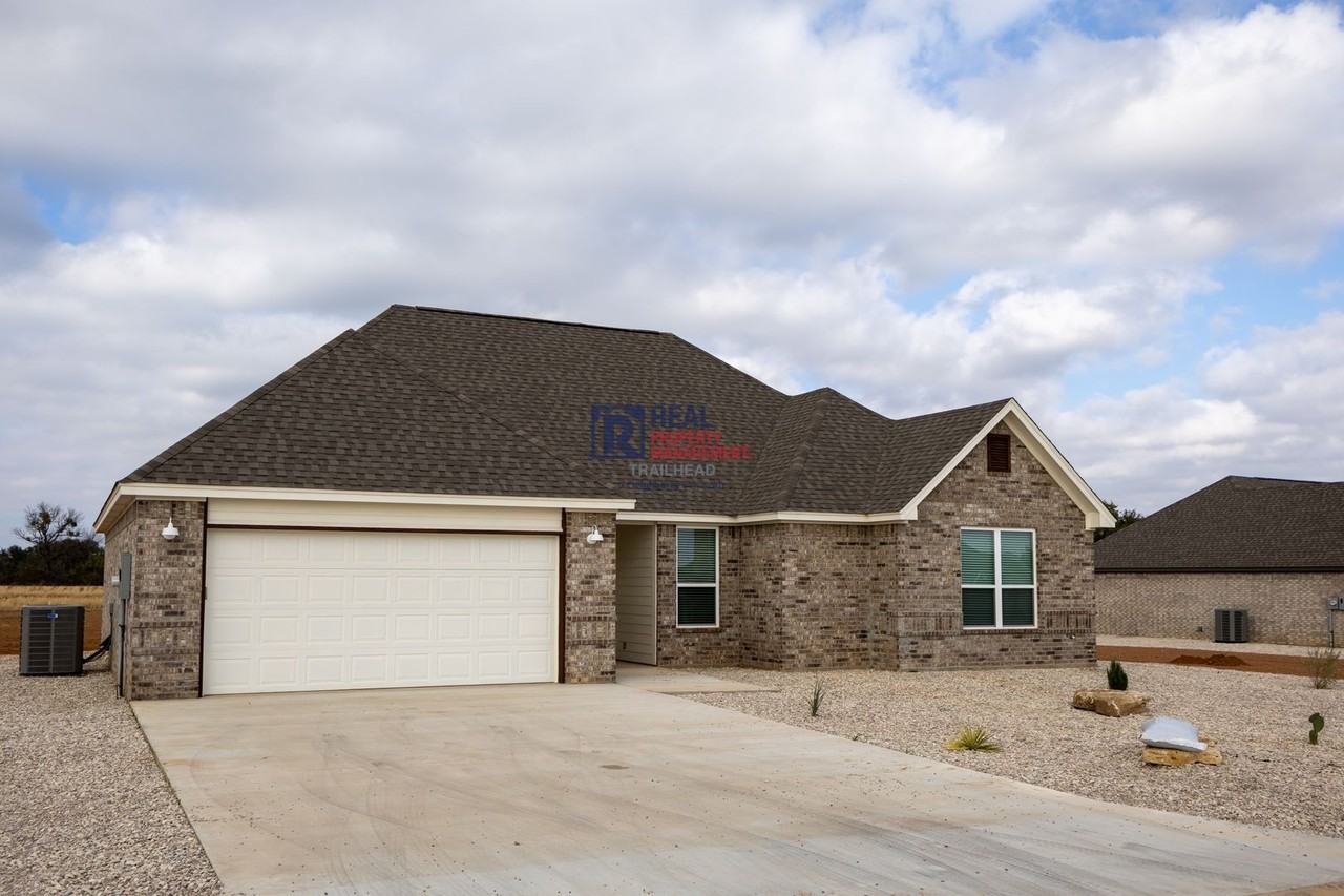 1027 1027 County Road 327B - Photo 2 of 23