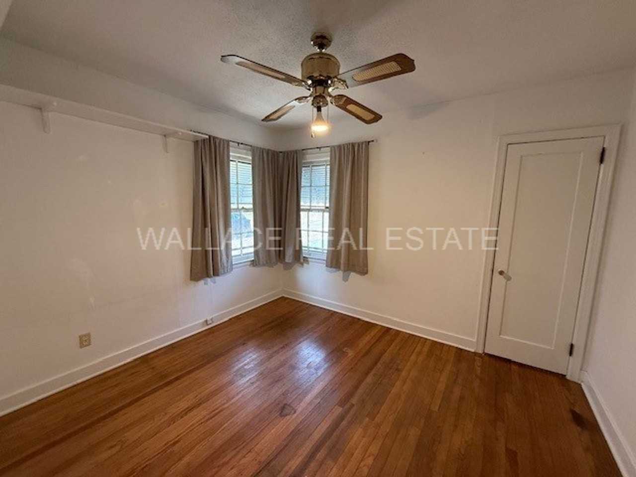 4302 Raven Dr - Photo 3 of 12