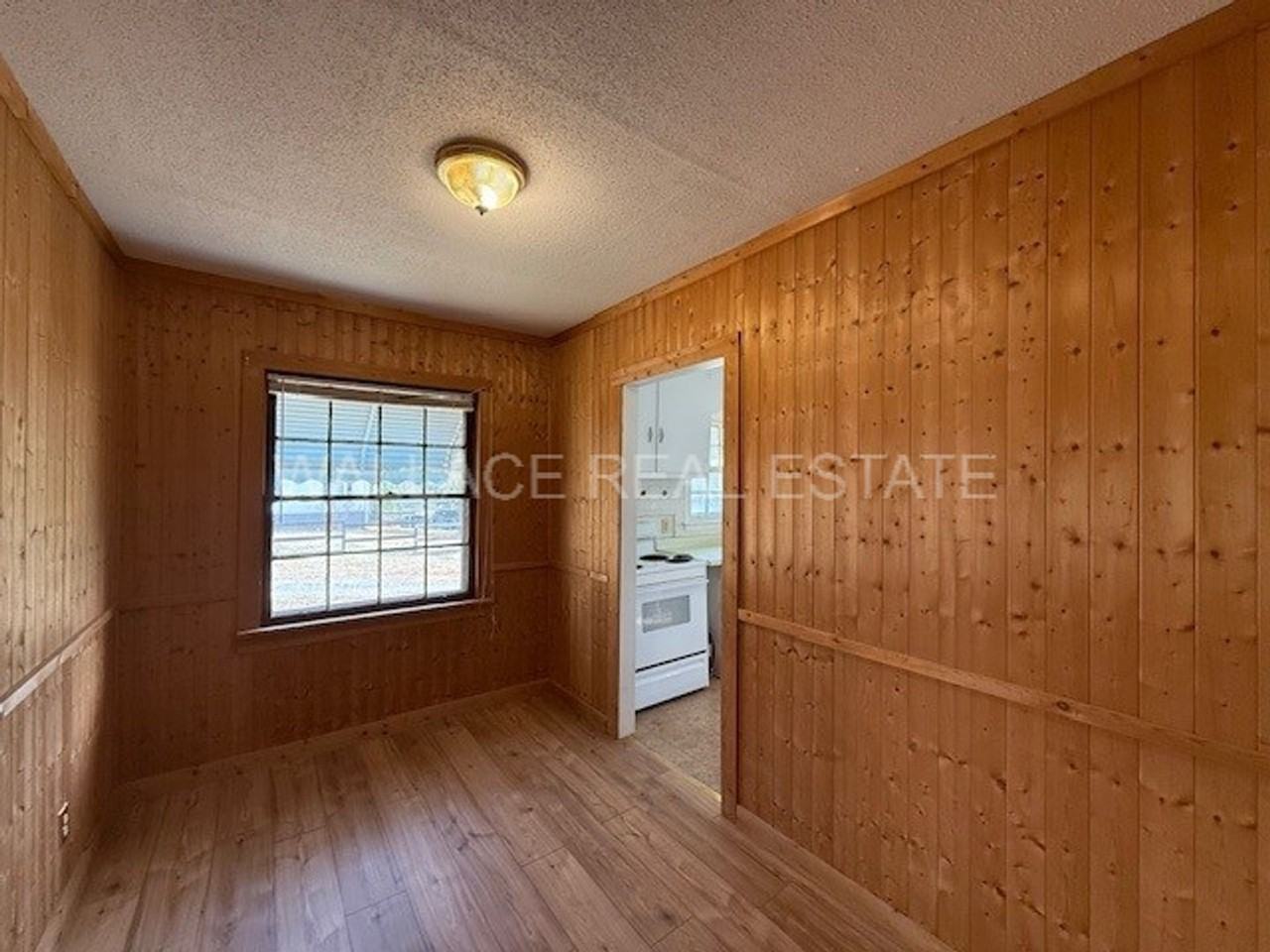 4302 Raven Dr - Photo 6 of 12