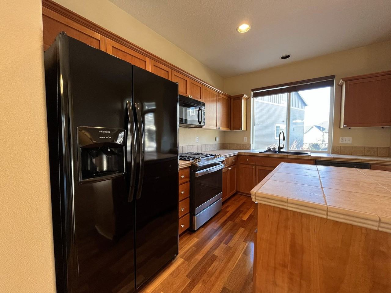 2287 Nw 168th Pl - Photo 6 of 41