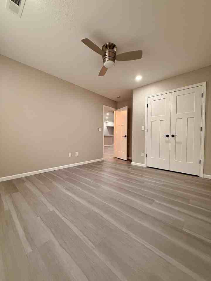 1291-MF4-E - Photo 4 of 18