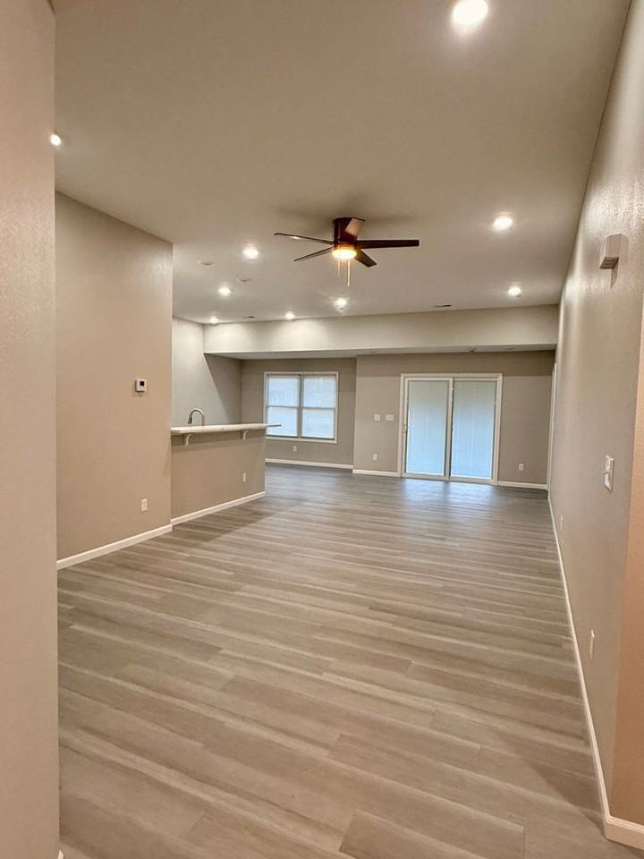 1291-MF3-E - Photo 3 of 35